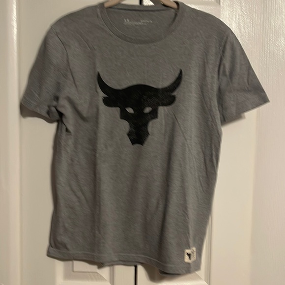 Under Armour Other - Under Armour blood sweat respect short sleeve shirt in size youth large